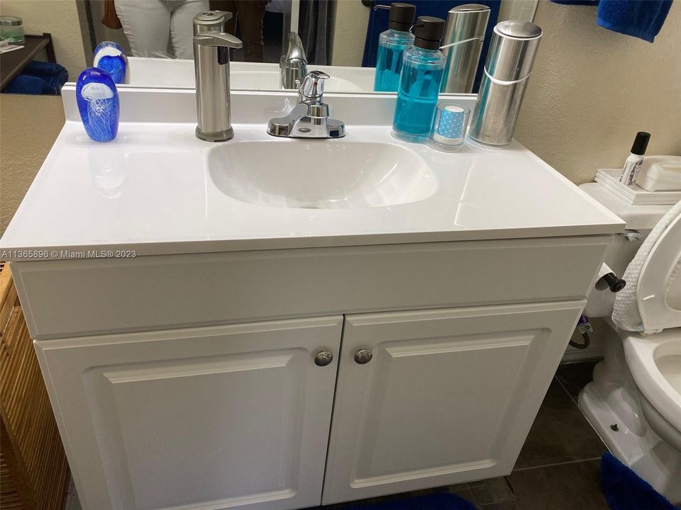 最近租的: $2,200 (2 贝兹, 2 浴室, 1105 平方英尺)