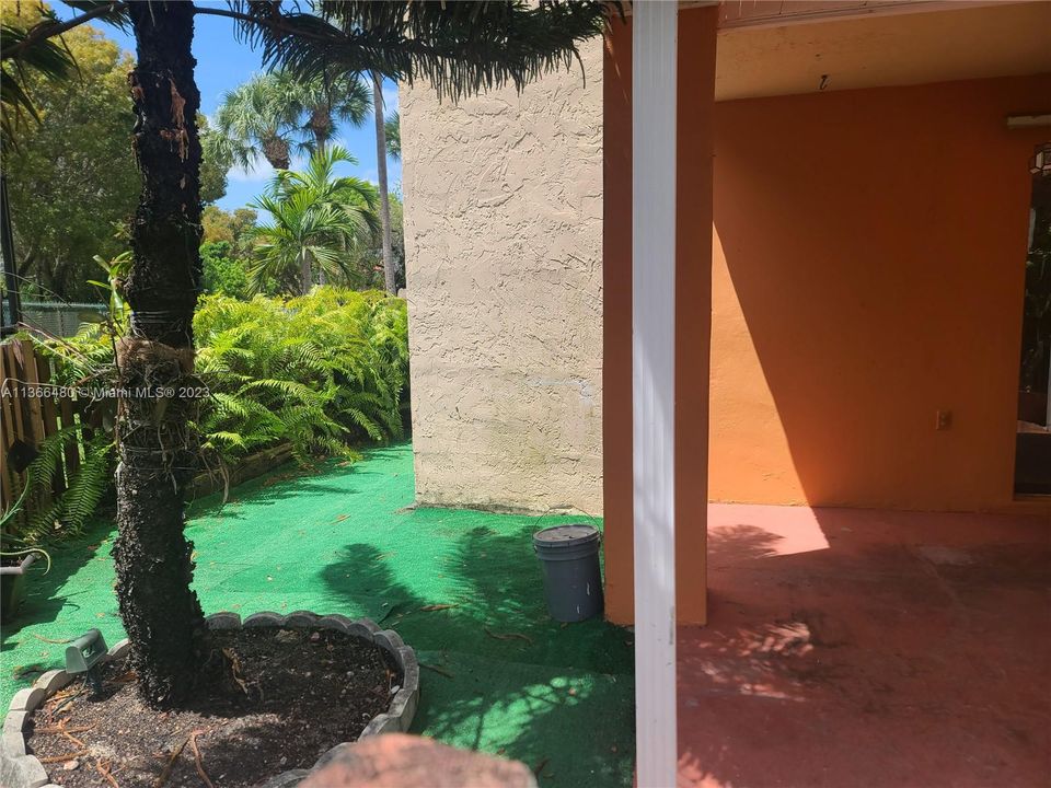 Недавно арендовано: $2,300 (2 спален, 1 ванн, 981 Квадратных фут)