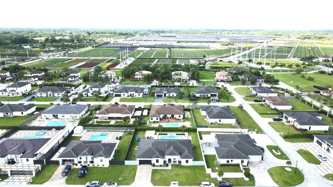 Recently Rented: $6,500 (5 beds, 4 baths, 2911 Square Feet)