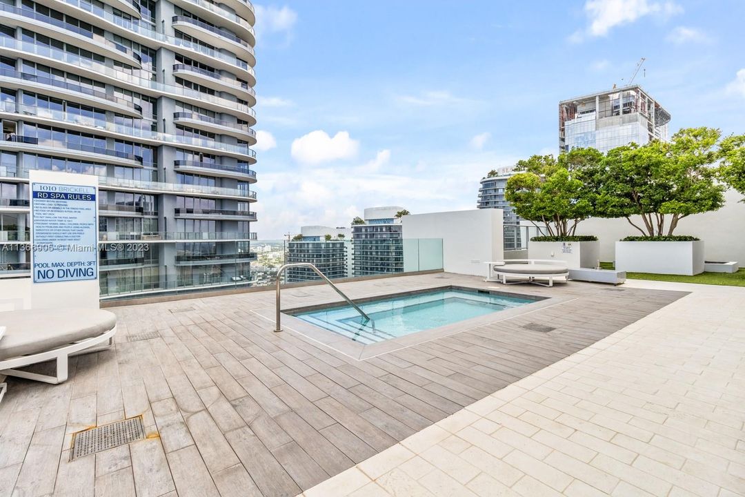 Недавно арендовано: $6,900 (3 спален, 3 ванн, 1442 Квадратных фут)