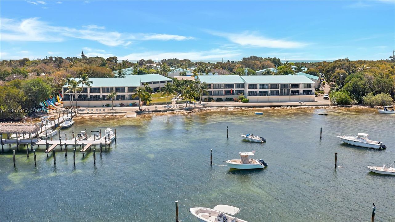 Recently Sold: $625,000 (2 beds, 2 baths, 1352 Square Feet)