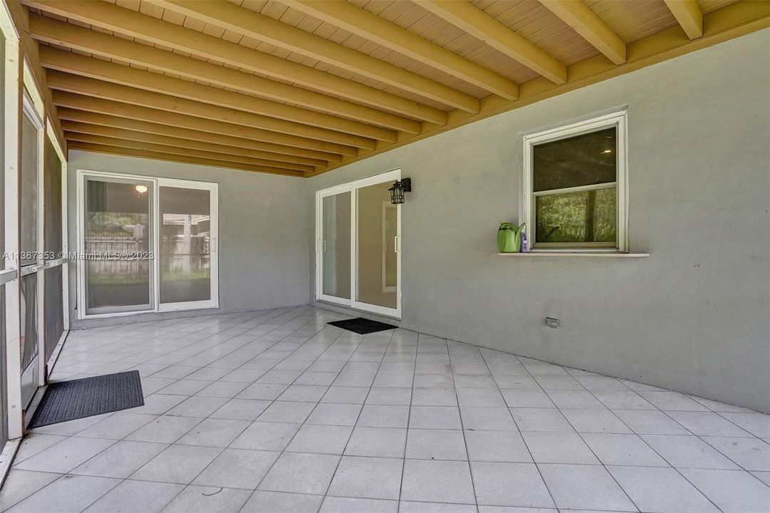 最近售出: $459,000 (3 贝兹, 2 浴室, 1471 平方英尺)