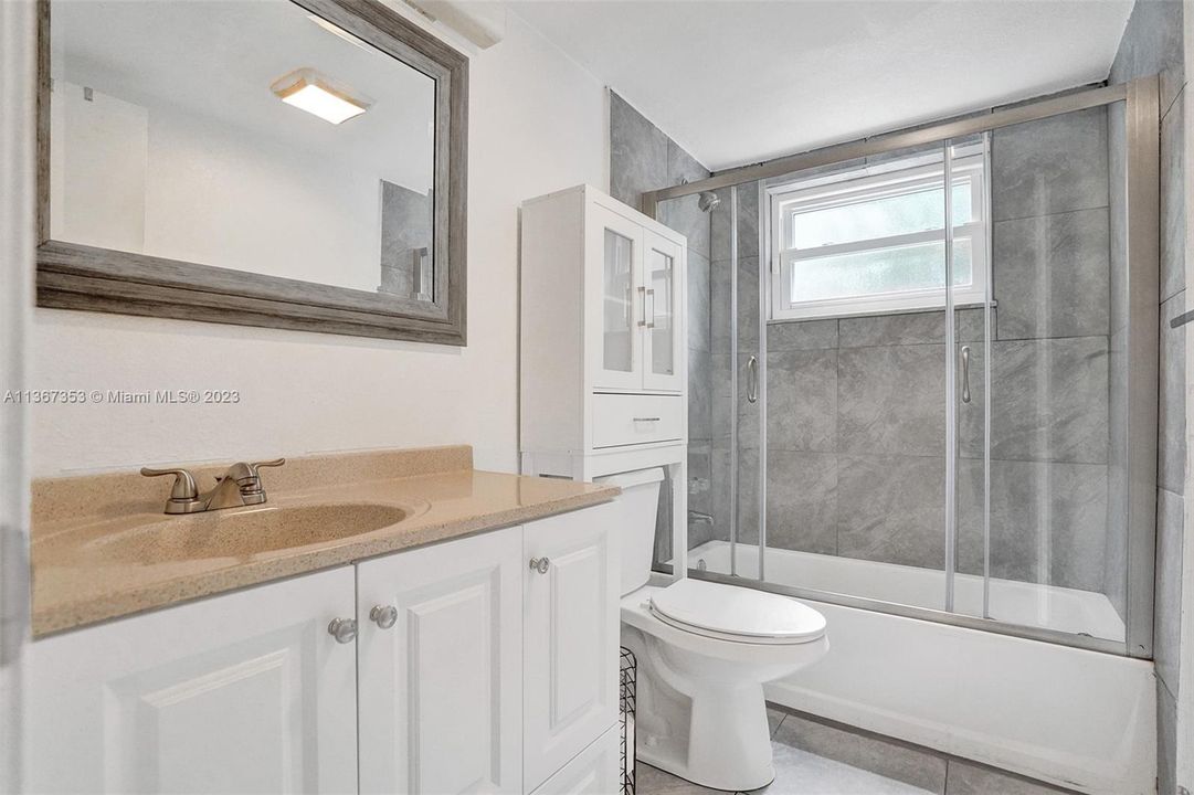 最近售出: $459,000 (3 贝兹, 2 浴室, 1471 平方英尺)