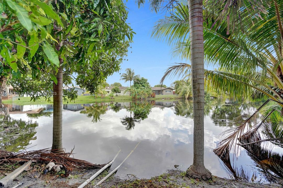 最近售出: $459,000 (3 贝兹, 2 浴室, 1471 平方英尺)