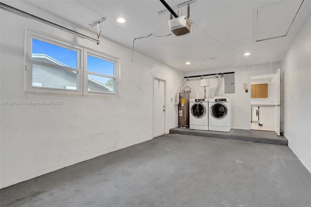 最近售出: $459,000 (3 贝兹, 2 浴室, 1471 平方英尺)