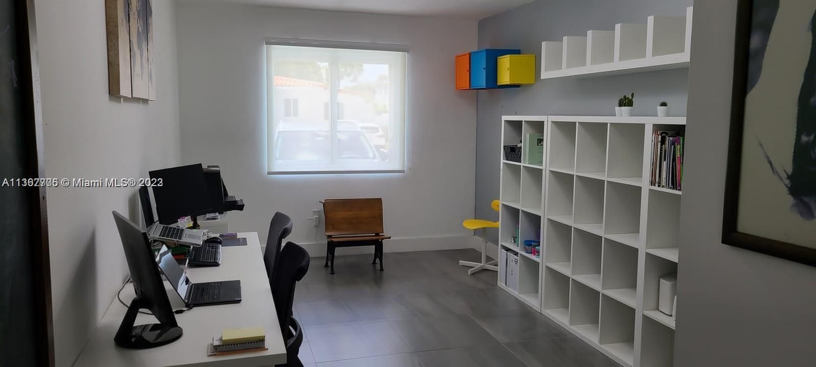 Recently Rented: $9,000 (5 beds, 3 baths, 2265 Square Feet)