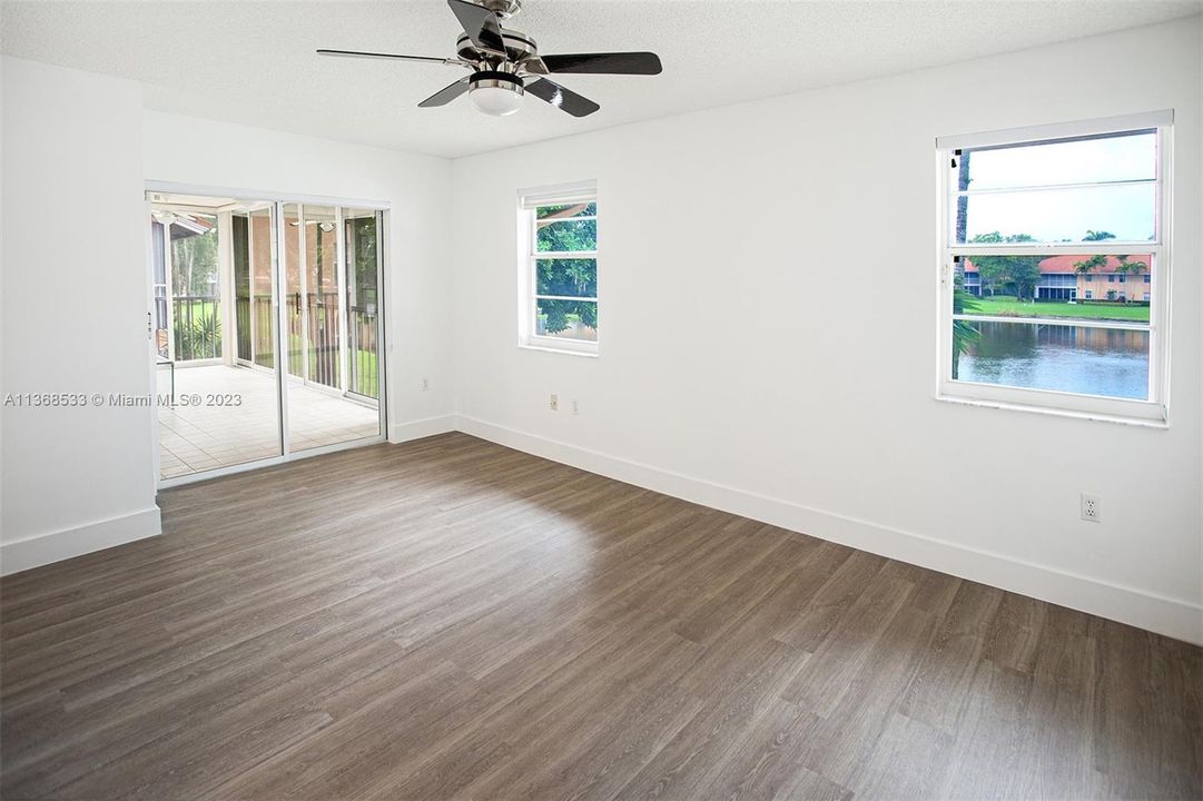 Master Bedroom/Lakeview