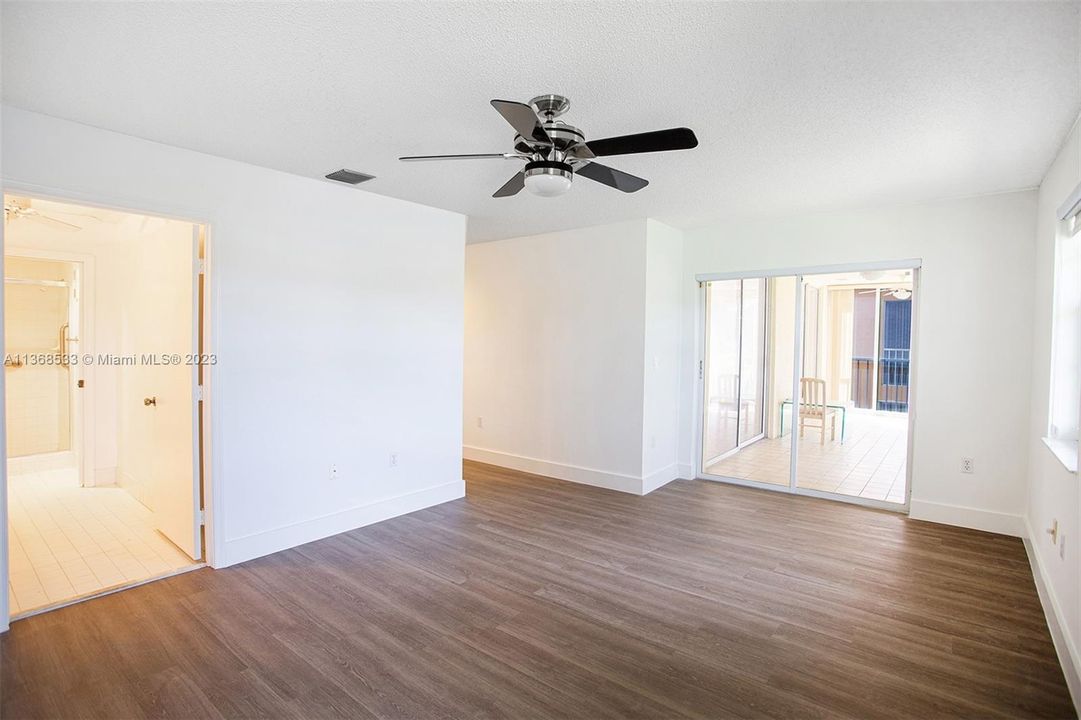 Master Bedroom with access to Lanai