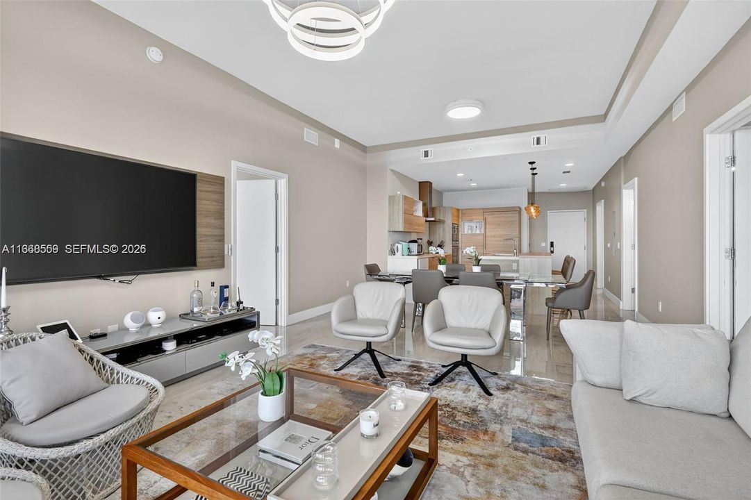 В аренду: $9,500 (3 спален, 3 ванн, 2000 Квадратных фут)