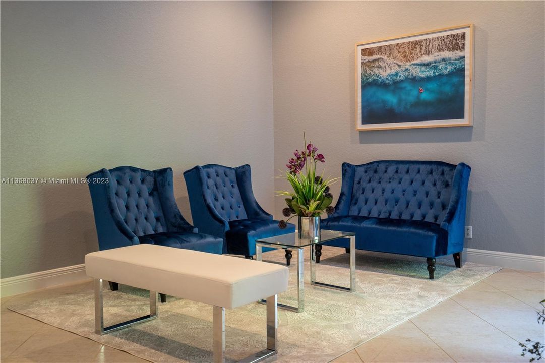 Recently Rented: $4,350 (3 beds, 2 baths, 1839 Square Feet)