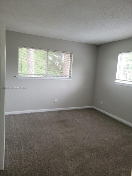 Recently Rented: $1,200 (2 beds, 1 baths, 0 Square Feet)