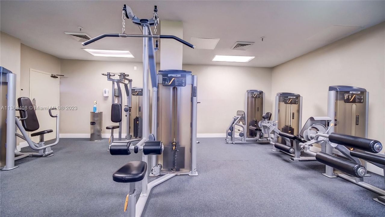 Recently Sold: $459,900 (1 beds, 1 baths, 724 Square Feet)