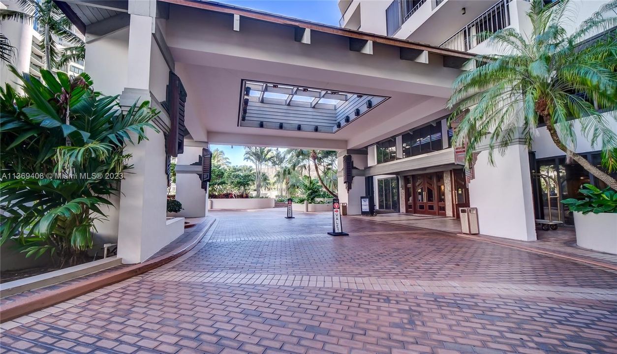 Recently Sold: $459,900 (1 beds, 1 baths, 724 Square Feet)