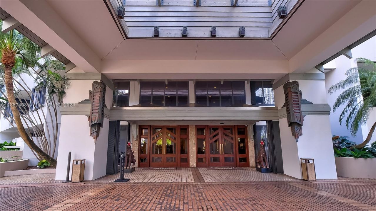 Recently Sold: $459,900 (1 beds, 1 baths, 724 Square Feet)