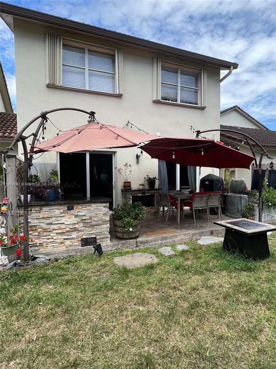 Recently Sold: $254,900 (1 beds, 1 baths, 610 Square Feet)