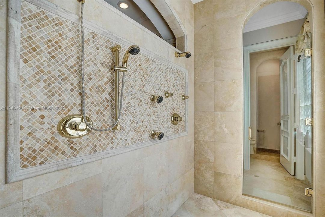 Недавно арендовано: $30,000 (6 спален, 7 ванн, 9269 Квадратных фут)
