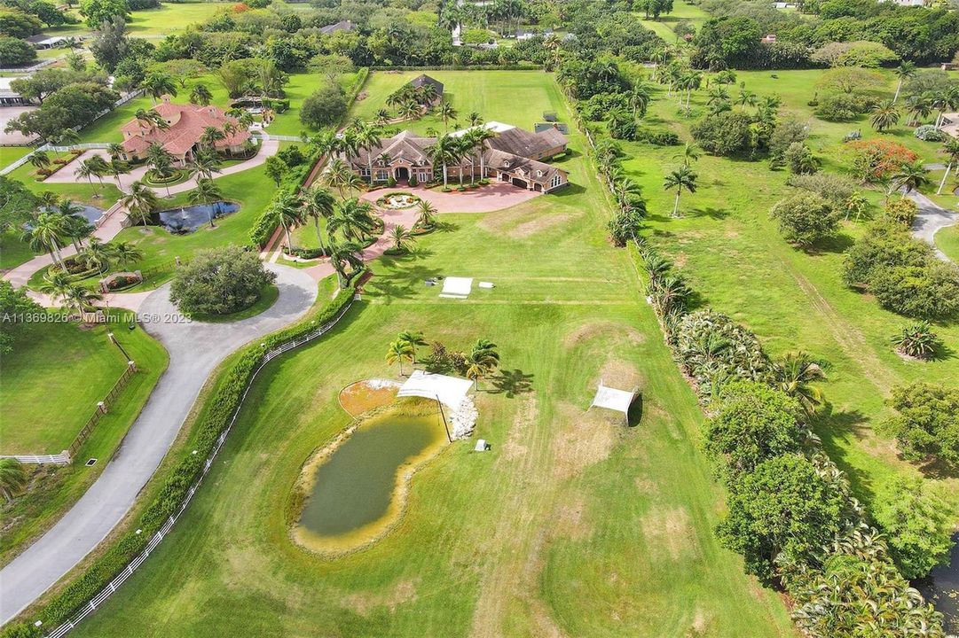 Недавно арендовано: $30,000 (6 спален, 7 ванн, 9269 Квадратных фут)