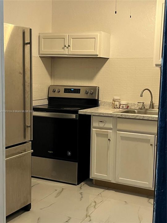 Recently Rented: $1,200 (1 beds, 1 baths, 1158 Square Feet)