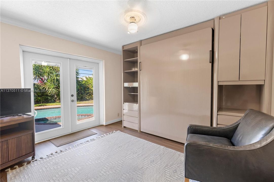 Third Bedroom w/ Murphy Bed