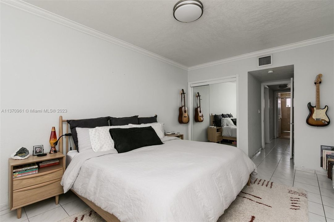 最近租的: $2,200 (1 贝兹, 1 浴室, 741 平方英尺)