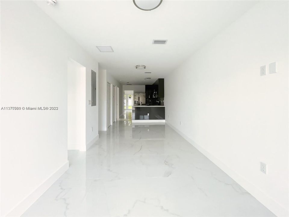 Недавно арендовано: $2,500 (3 спален, 2 ванн, 1050 Квадратных фут)