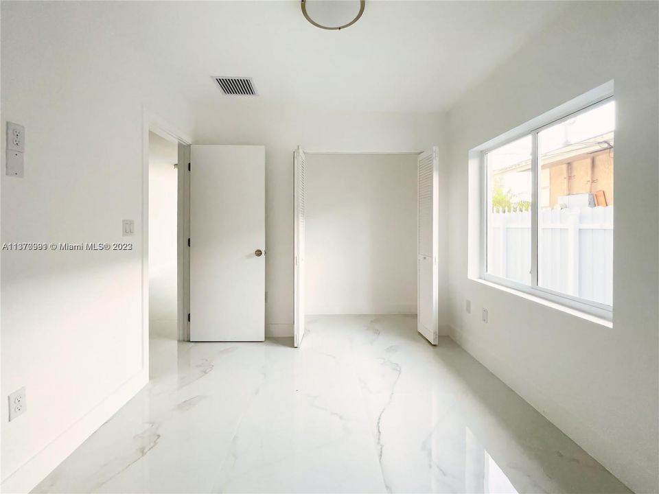 Недавно арендовано: $2,500 (3 спален, 2 ванн, 1050 Квадратных фут)