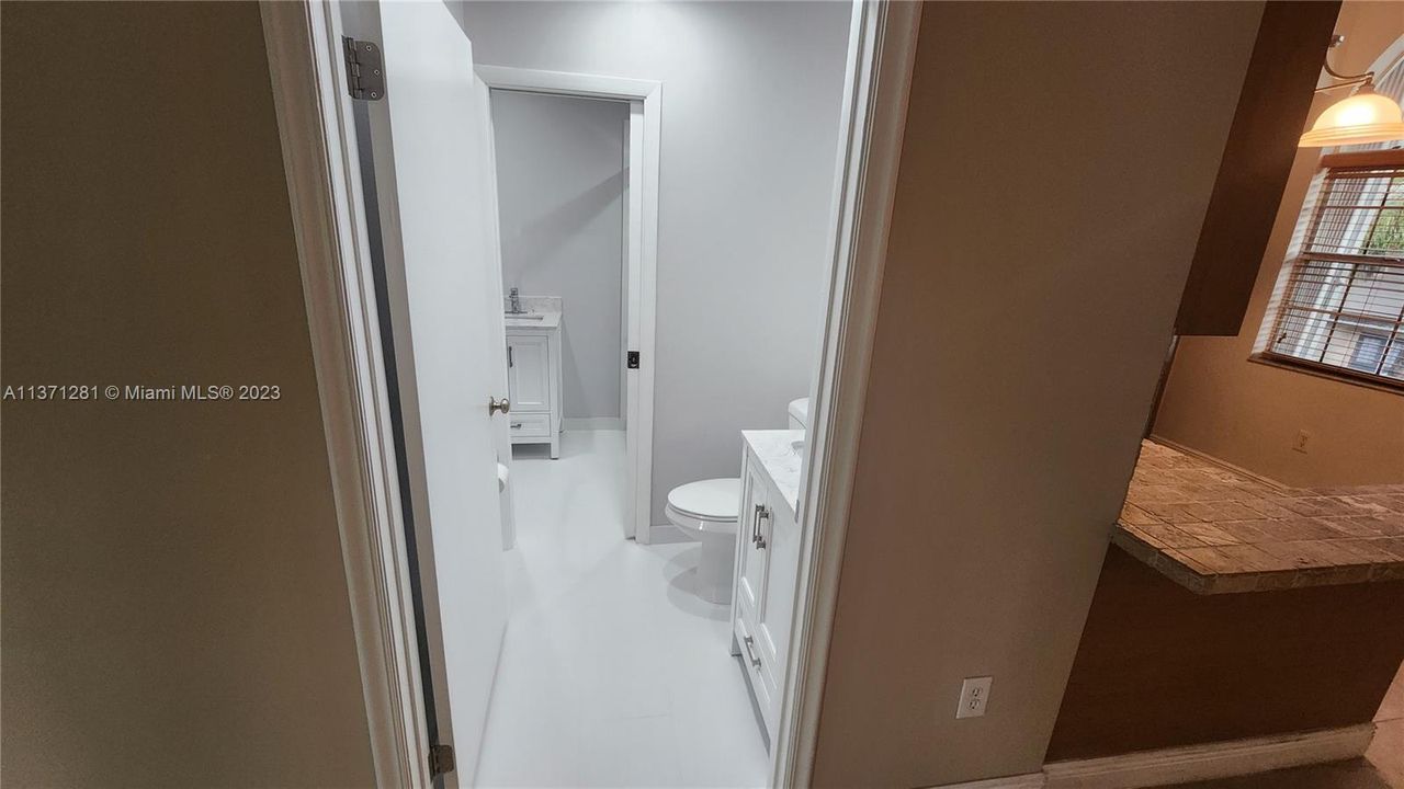 Recently Rented: $1,950 (1 beds, 1 baths, 770 Square Feet)