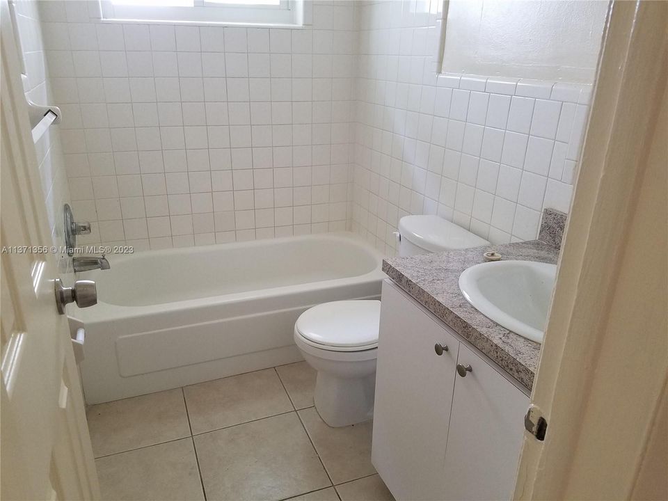 Recently Rented: $1,700 (1 beds, 1 baths, 7833 Square Feet)