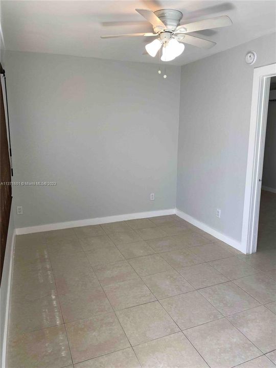 Recently Rented: $1,800 (1 beds, 1 baths, 2370 Square Feet)