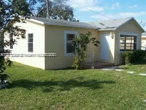 最近售出: $1,100,000 (0 贝兹, 0 浴室, 3112 平方英尺)