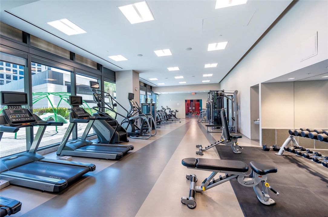 Recently Rented: $5,850 (2 beds, 2 baths, 1193 Square Feet)