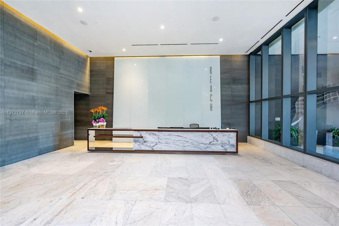 Recently Rented: $5,850 (2 beds, 2 baths, 1193 Square Feet)