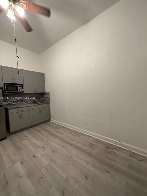 最近租的: $1,500 (1 贝兹, 1 浴室, 1872 平方英尺)