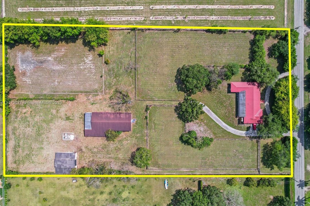 5 ACRE HORSE PROPERTY IN PRIME REDLAND