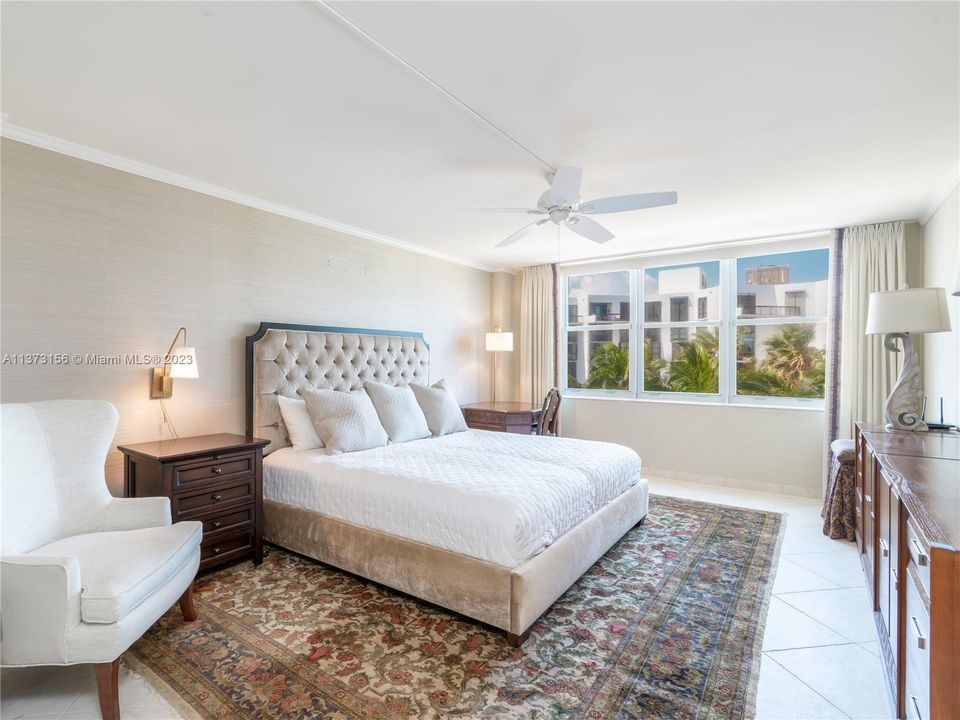 Recently Sold: $675,000 (2 beds, 2 baths, 1330 Square Feet)