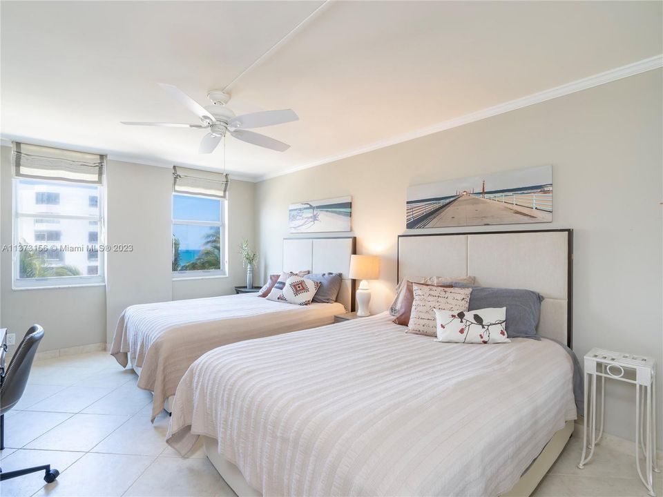 Recently Sold: $675,000 (2 beds, 2 baths, 1330 Square Feet)