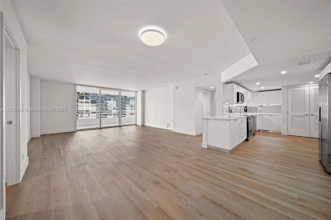 Недавно арендовано: $4,750 (2 спален, 2 ванн, 1404 Квадратных фут)