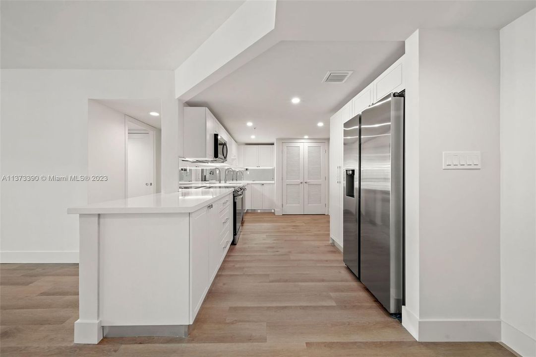 Недавно арендовано: $4,750 (2 спален, 2 ванн, 1404 Квадратных фут)