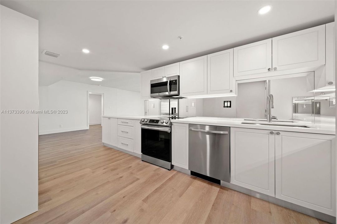 Недавно арендовано: $4,750 (2 спален, 2 ванн, 1404 Квадратных фут)