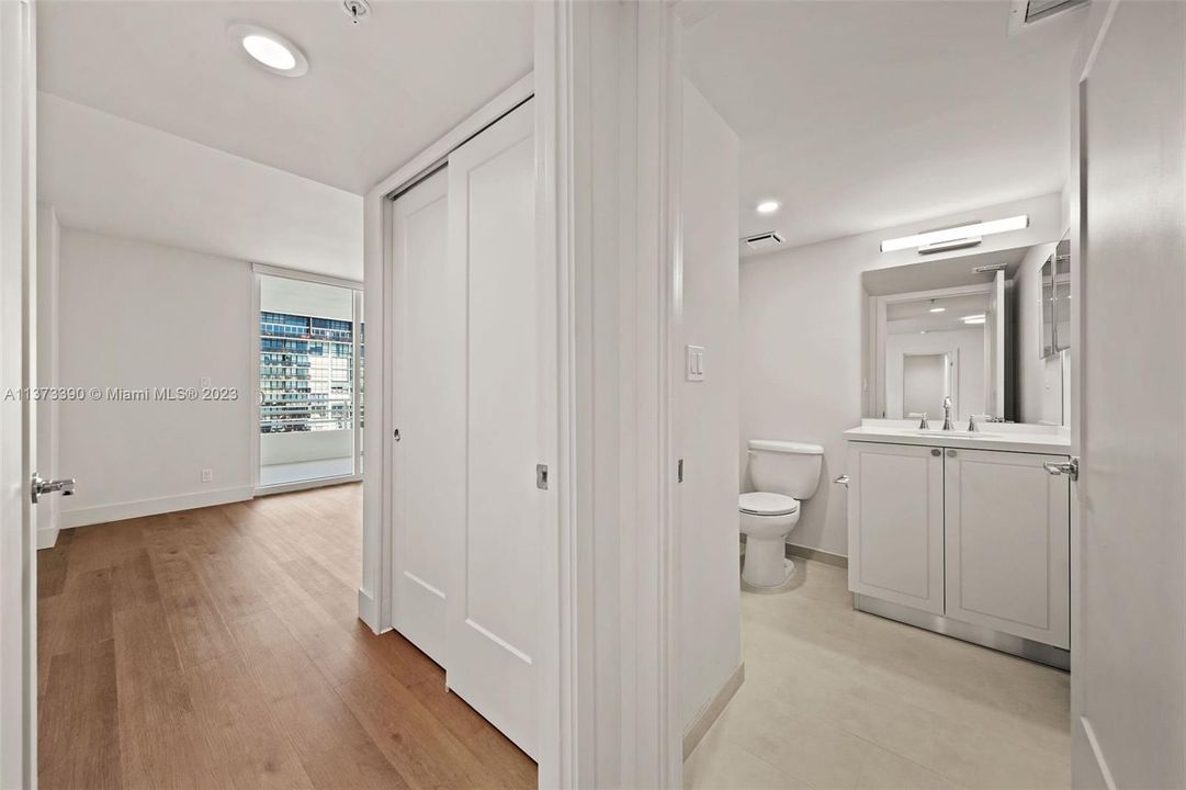 Недавно арендовано: $4,750 (2 спален, 2 ванн, 1404 Квадратных фут)