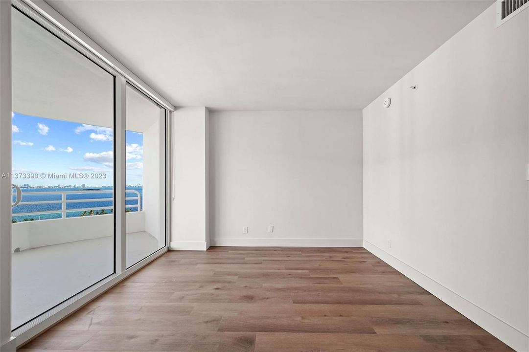 Недавно арендовано: $4,750 (2 спален, 2 ванн, 1404 Квадратных фут)