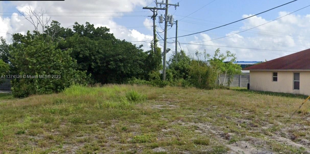 Vendido Recientemente: $89,500 (0.17 acres)