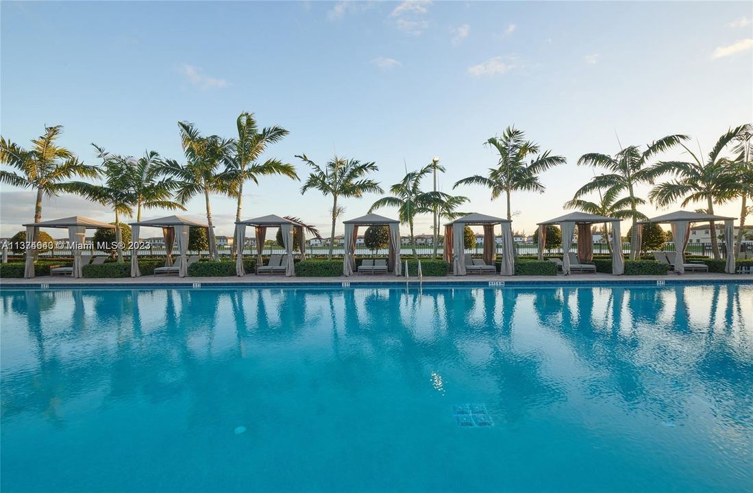 Vendido Recientemente: $500,000 (3 camas, 2 baños, 1650 Pies cuadrados)