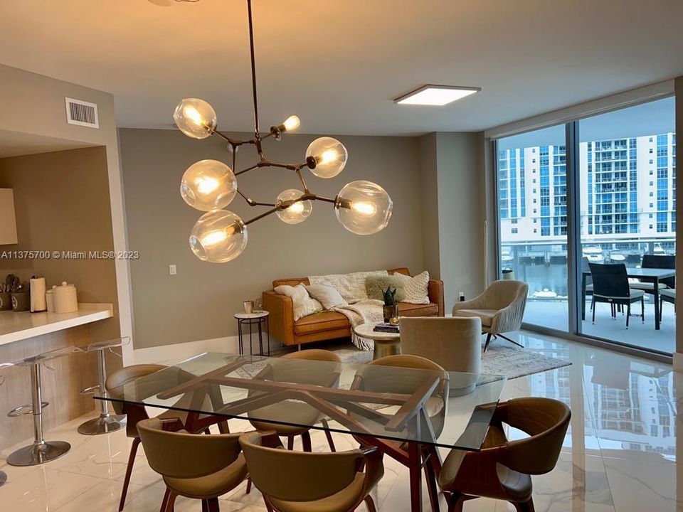 Recently Rented: $5,900 (2 beds, 2 baths, 1459 Square Feet)