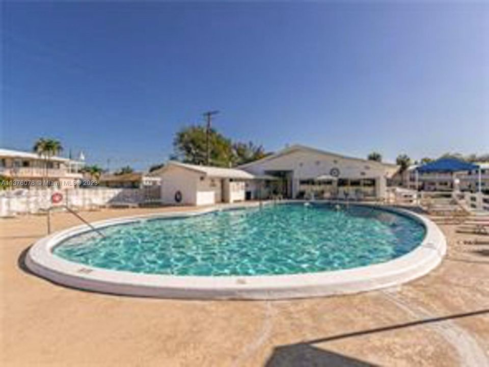 Recently Sold: $90,000 (1 beds, 1 baths, 625 Square Feet)