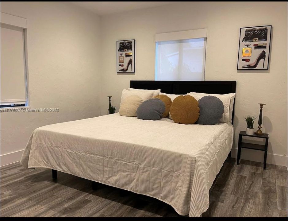 Recently Rented: $3,999 (3 beds, 1 baths, 1300 Square Feet)