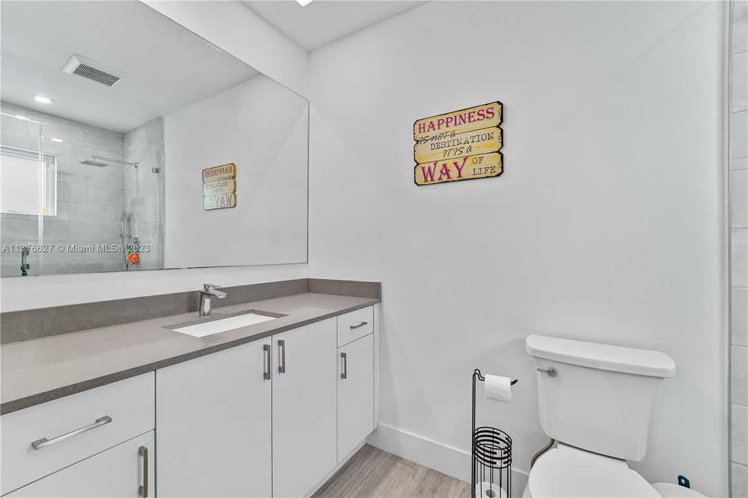 Recently Sold: $1,195,000 (3 beds, 2 baths, 1486 Square Feet)