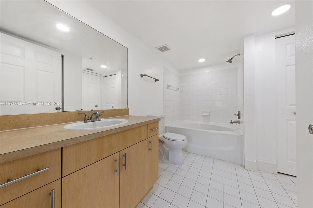 Недавно арендовано: $1,950 (1 спален, 1 ванн, 602 Квадратных фут)