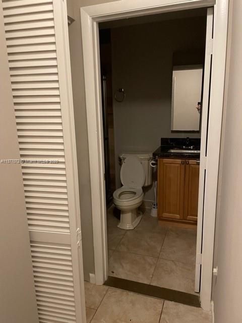 Recientemente alquilado: $1,650 (1 camas, 1 baños, 2940 Pies cuadrados)