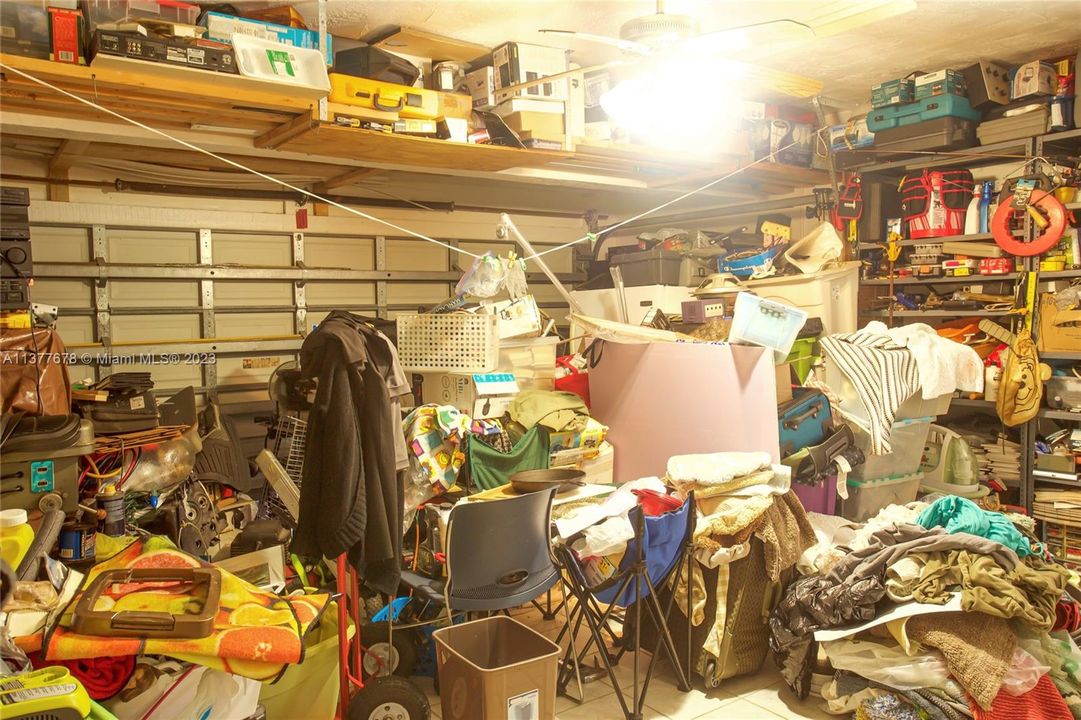 Недавно продано: $405,000 (4 спален, 2 ванн, 1768 Квадратных фут)